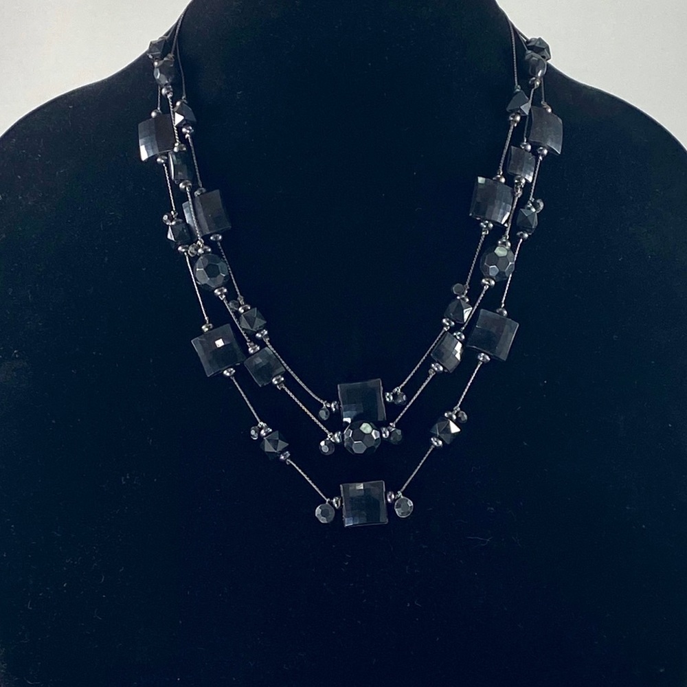 Necklace - Picture 3 of 4